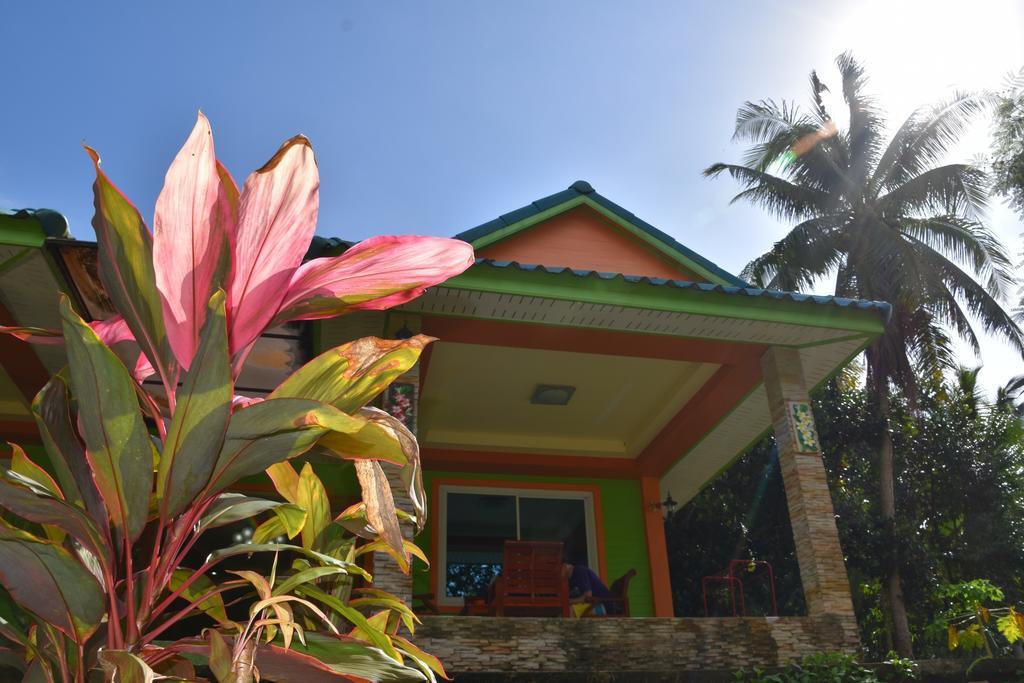 Kama Siri Koh Kood Hotel Ko Kut Exterior photo
