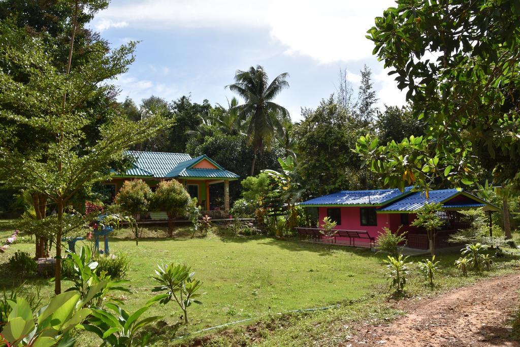 Kama Siri Koh Kood Hotel Ko Kut Exterior photo